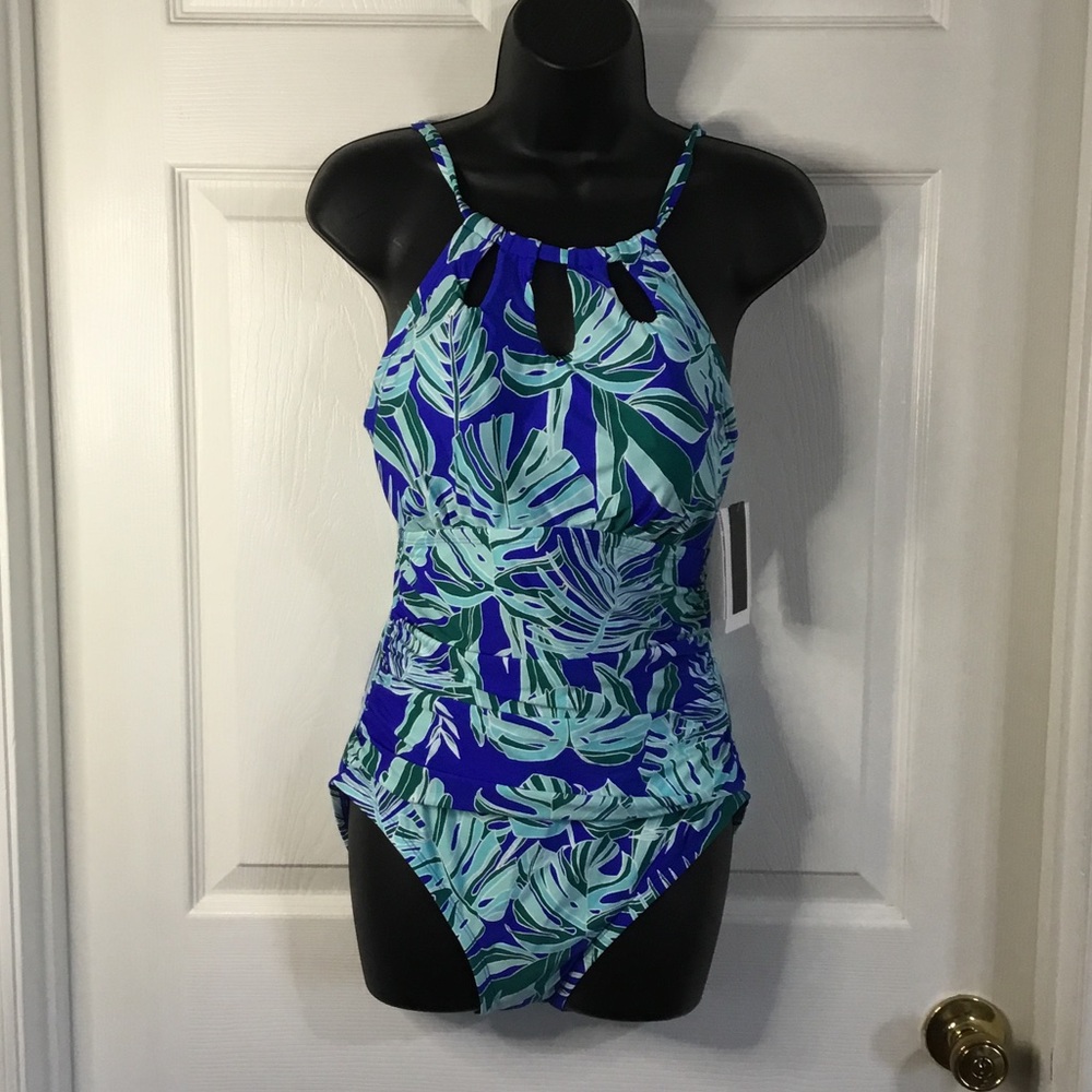 24th & Ocean one piece tummy control swimsuit, size small, NWT.
